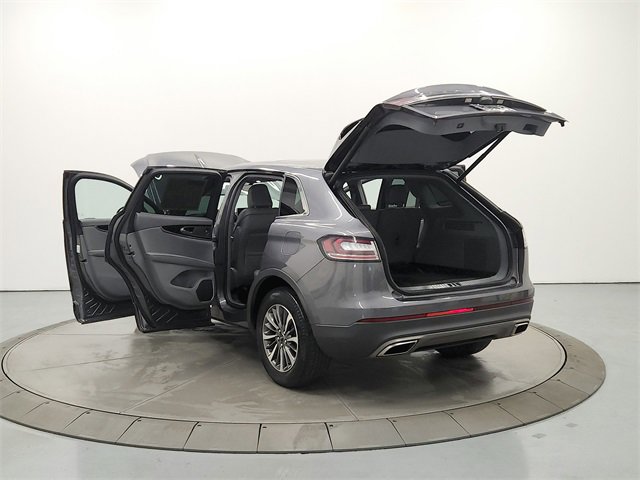 Used 2021 Lincoln Nautilus Reserve image 13