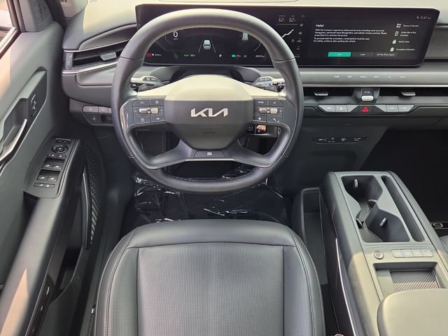 Used 2024 Kia EV9 Light Long Range RWD image 14