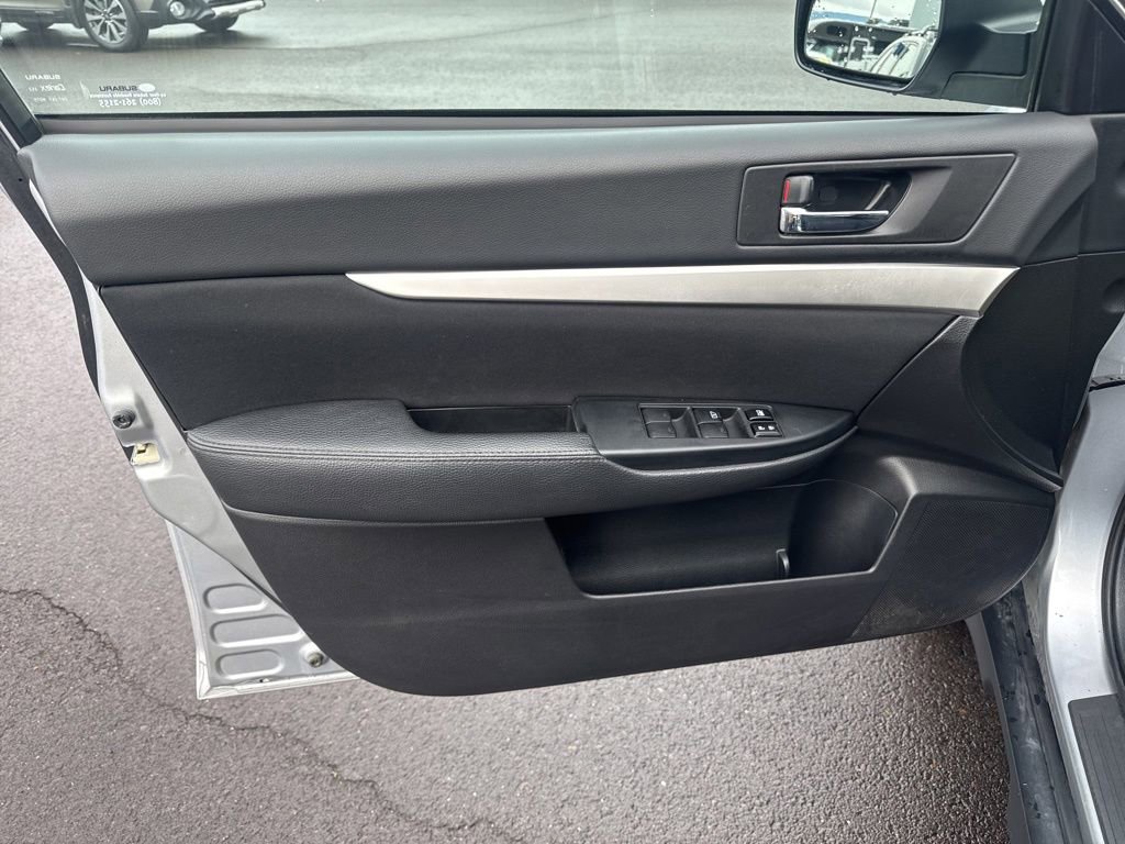 Used 2012 Subaru Outback 2.5i Premium w/ All-Weather Pkg image 19