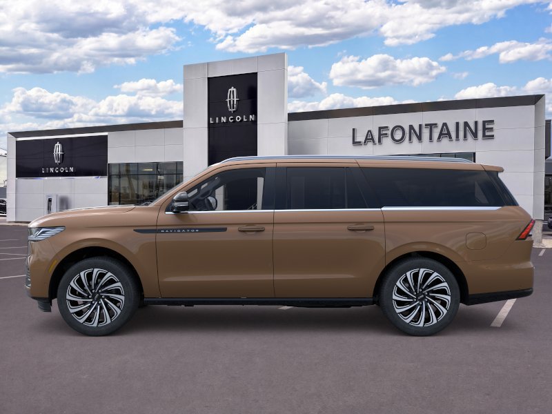 New 2026 Lincoln Navigator L Black Label AWD/4WD image 3