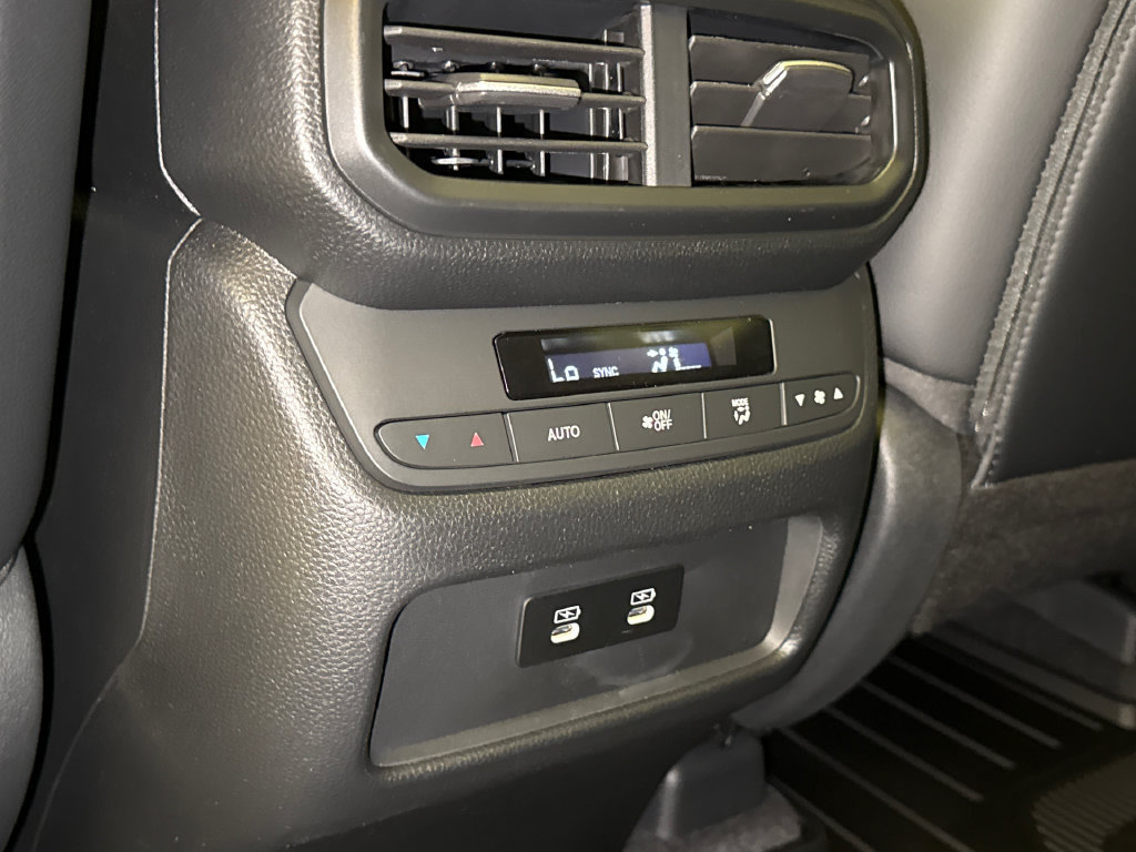 New 2026 Honda Pilot Touring image 18