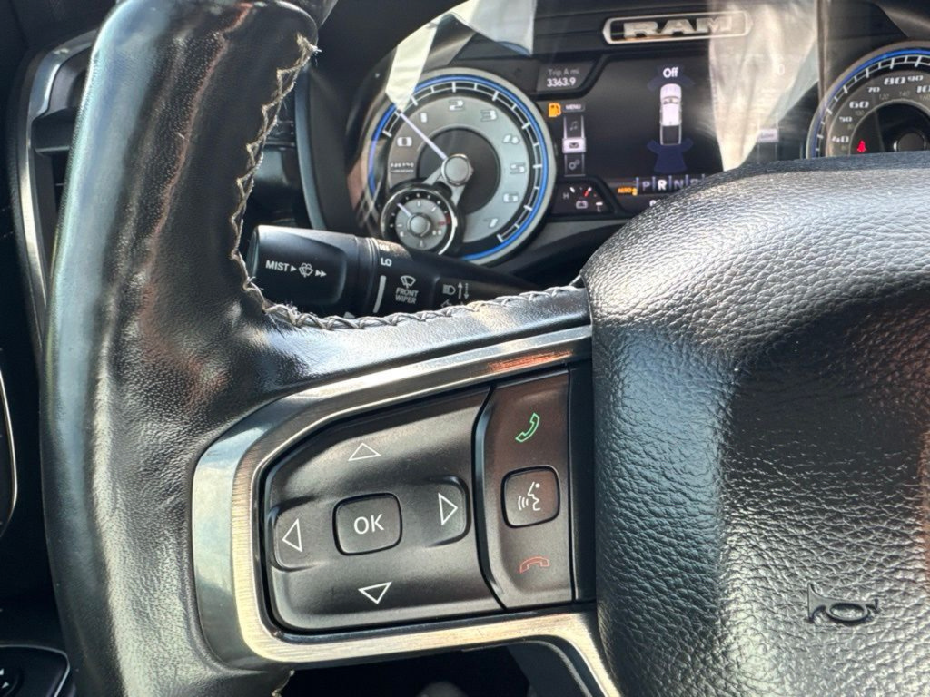 Used 2020 RAM 1500 Limited w/ Black Appearance Package AWD/4WD image 18