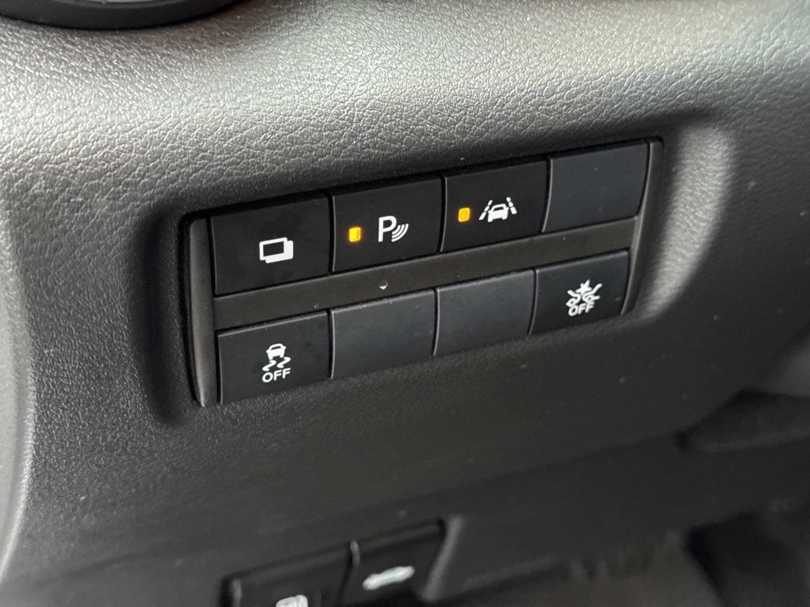 Used 2025 Nissan Versa S w/ Trunk Package FWD image 29