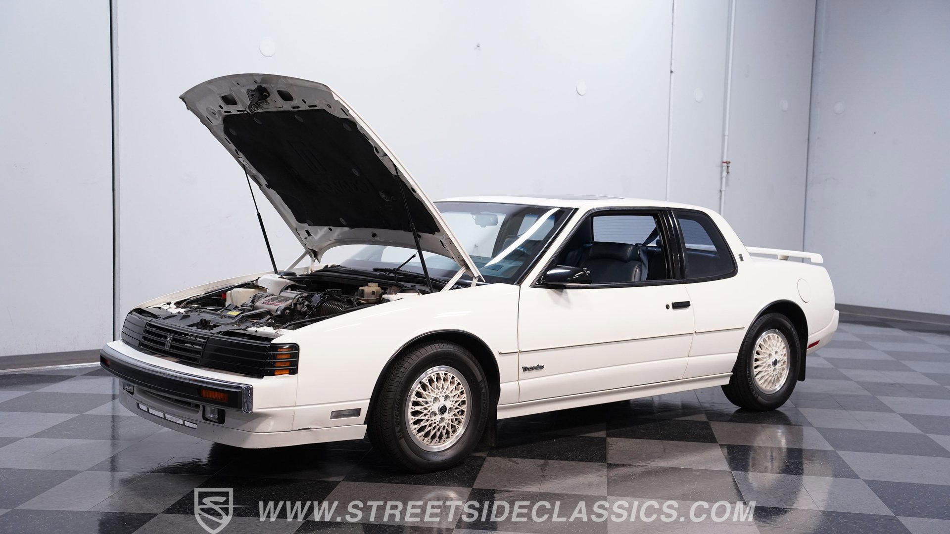 Used 1989 Oldsmobile Toronado Trofeo image 26