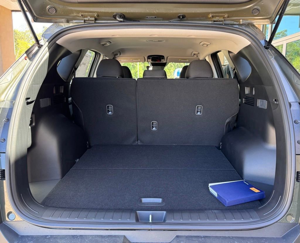 New 2026 Hyundai Tucson SE image 12