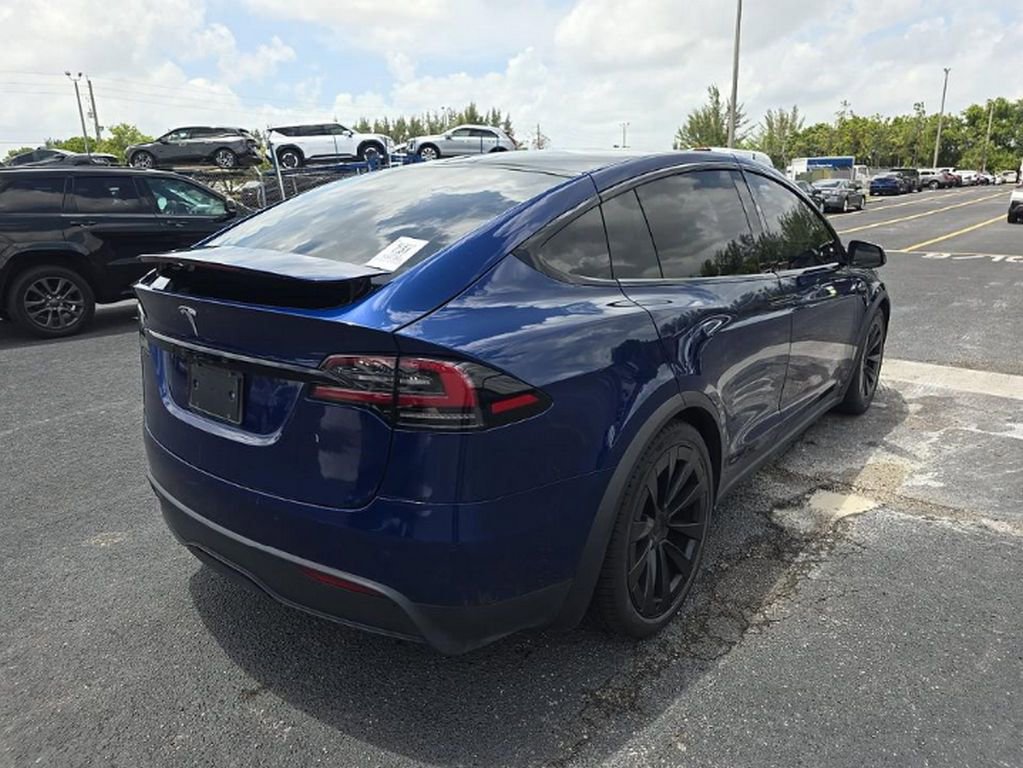 Used 2023 Tesla Model X AWD/4WD image 4