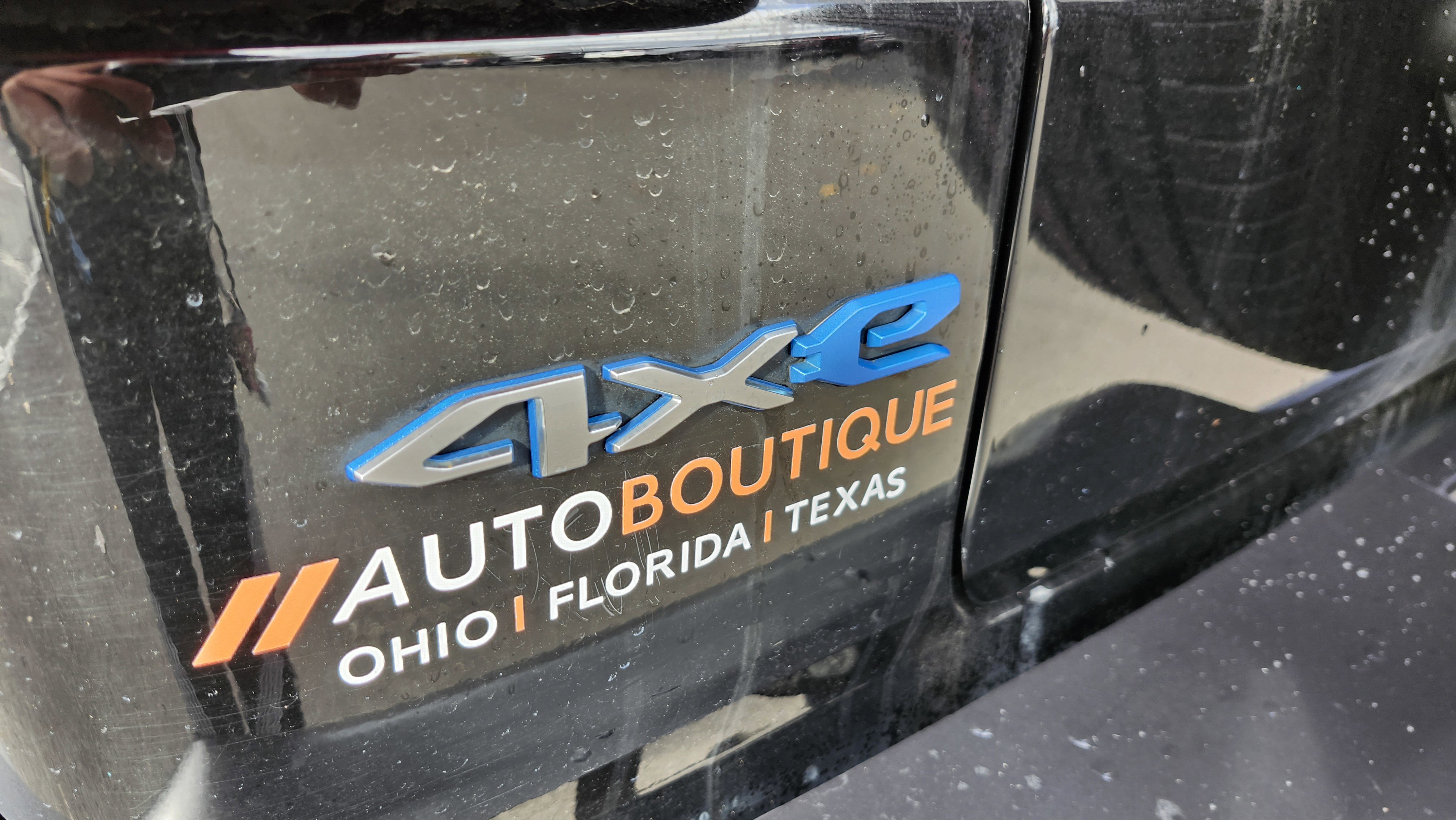 Used 2021 Jeep Wrangler Unlimited Sahara w/ Cold Weather Group image 26