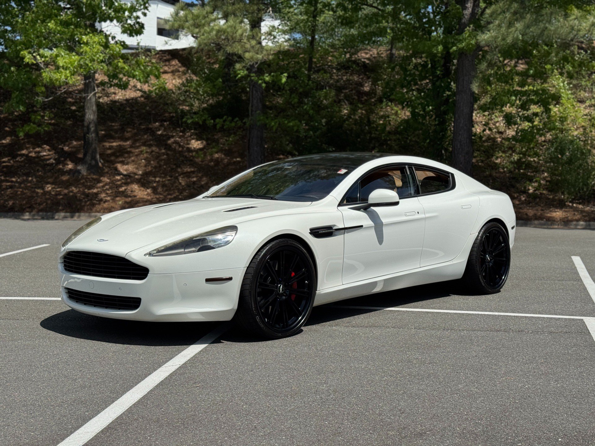 Used 2011 Aston Martin Rapide RWD image 4
