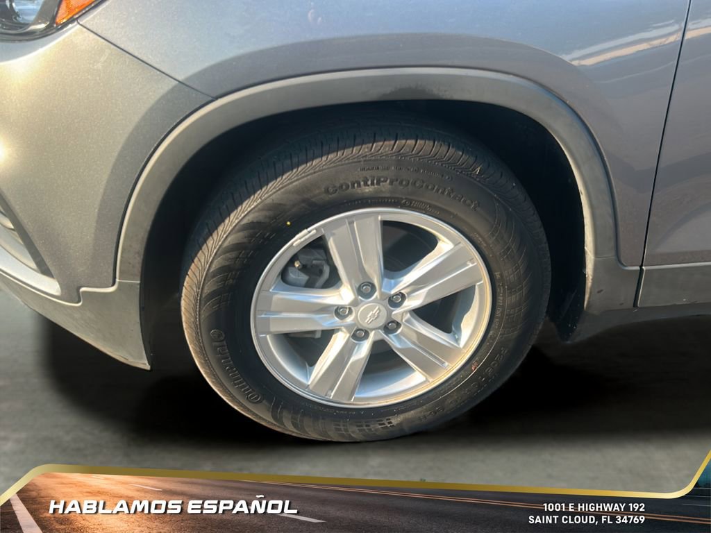 Used 2020 Chevrolet Trax LS w/ Tint and Cruise Package image 10