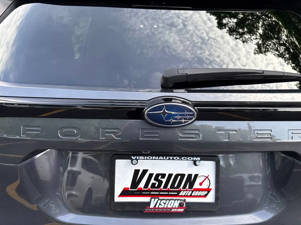 Used 2025 Subaru Forester Touring AWD/4WD image 18
