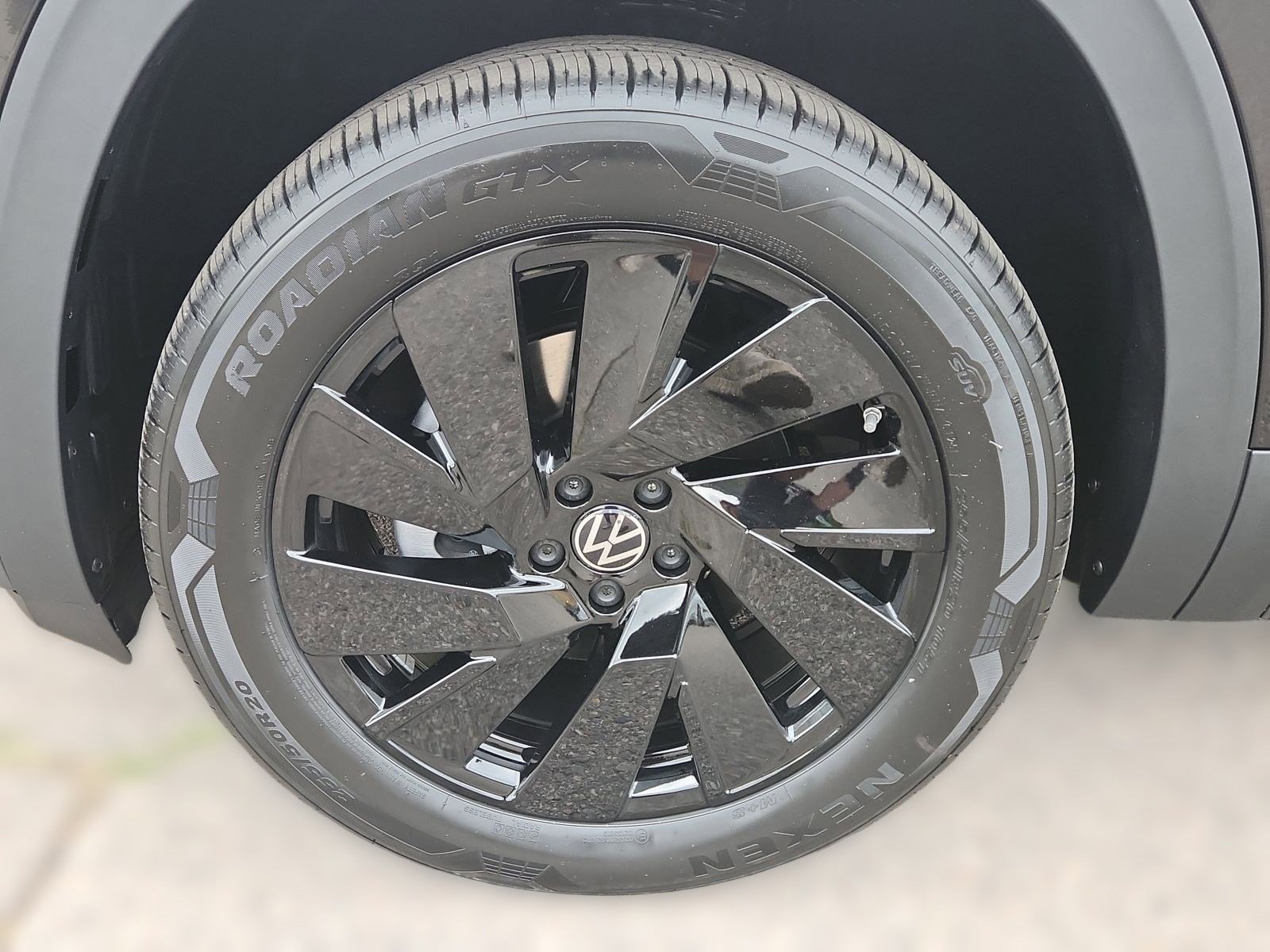 New 2026 Volkswagen Atlas SE image 20