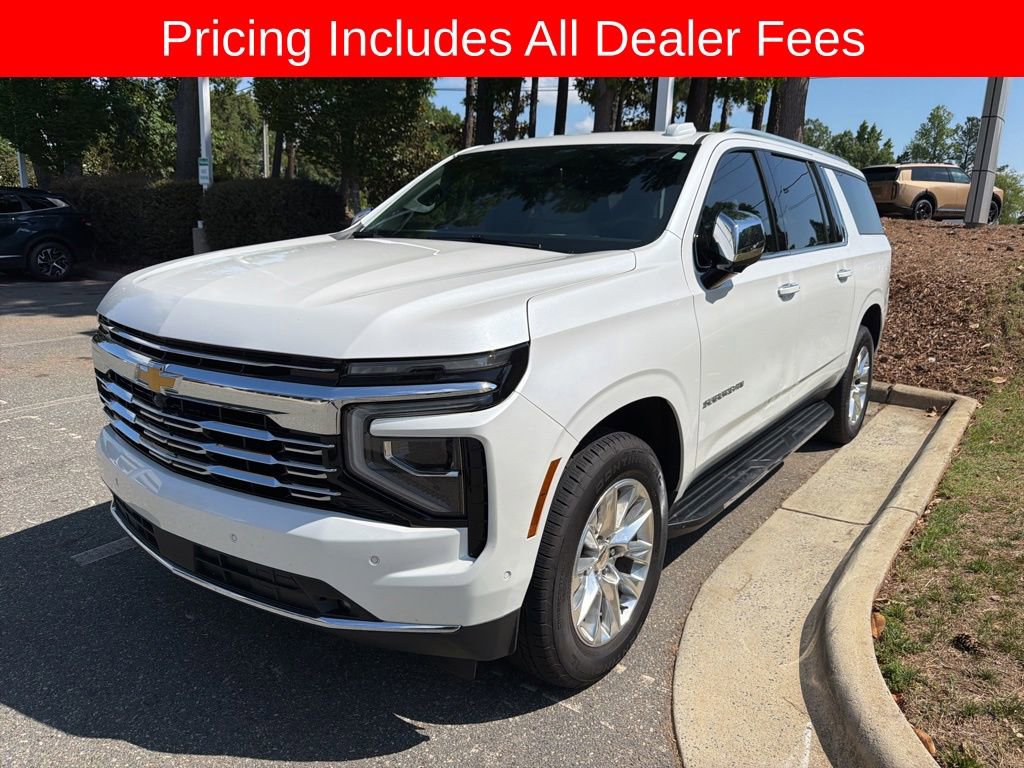 Used 2025 Chevrolet Suburban Premier AWD/4WD image 2