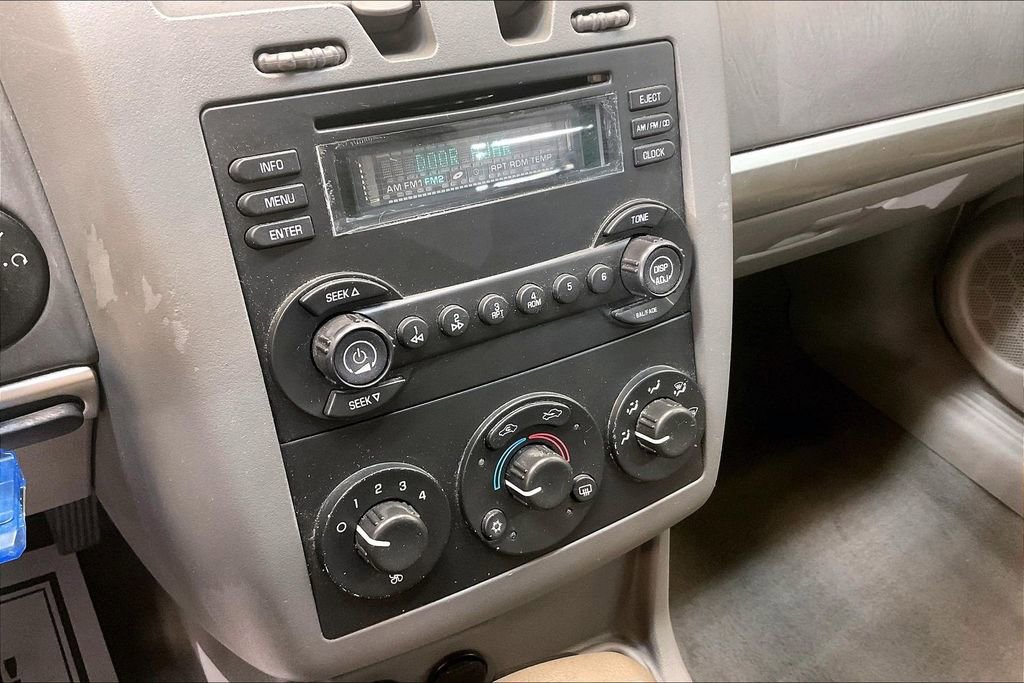 Used 2004 Chevrolet Malibu FWD image 16