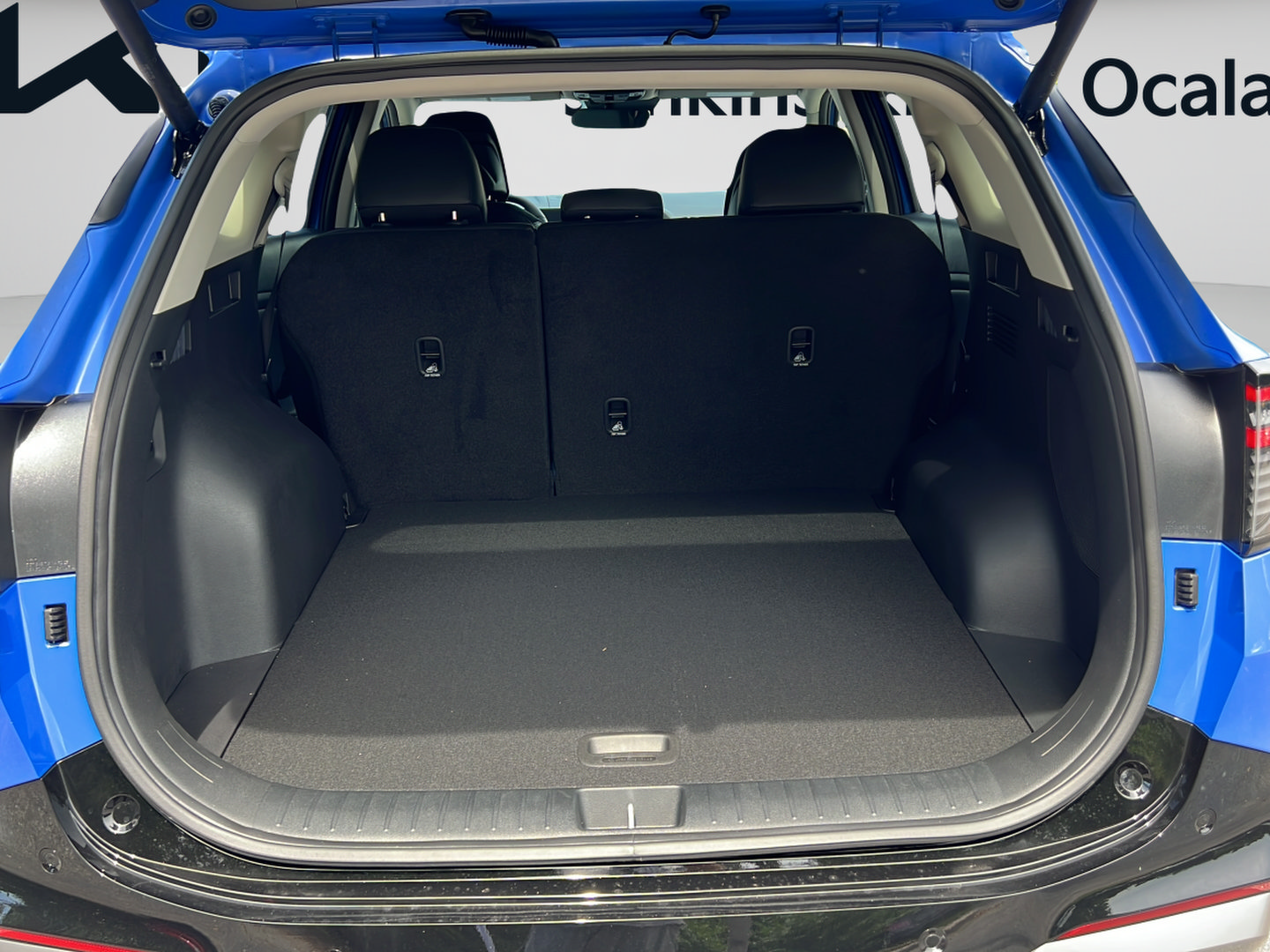 New 2026 Kia Sportage SX FWD image 9