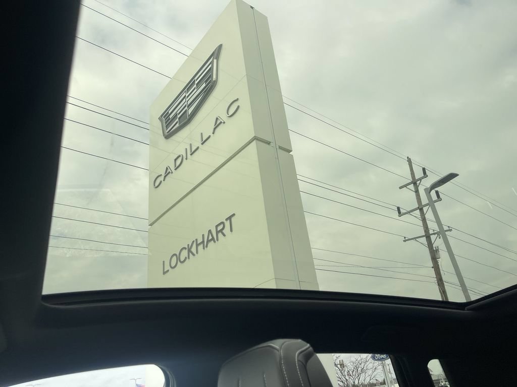 Certified 2024 Cadillac Lyriq Premium Luxury AWD/4WD image 41