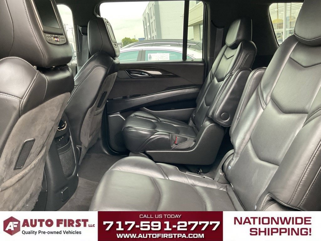 Used 2020 Cadillac Escalade ESV Platinum AWD/4WD image 12