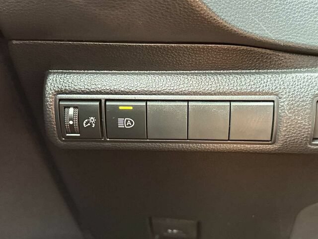 Used 2023 Toyota Corolla XSE w/ Carpet Mat Package (TMS) FWD image 30