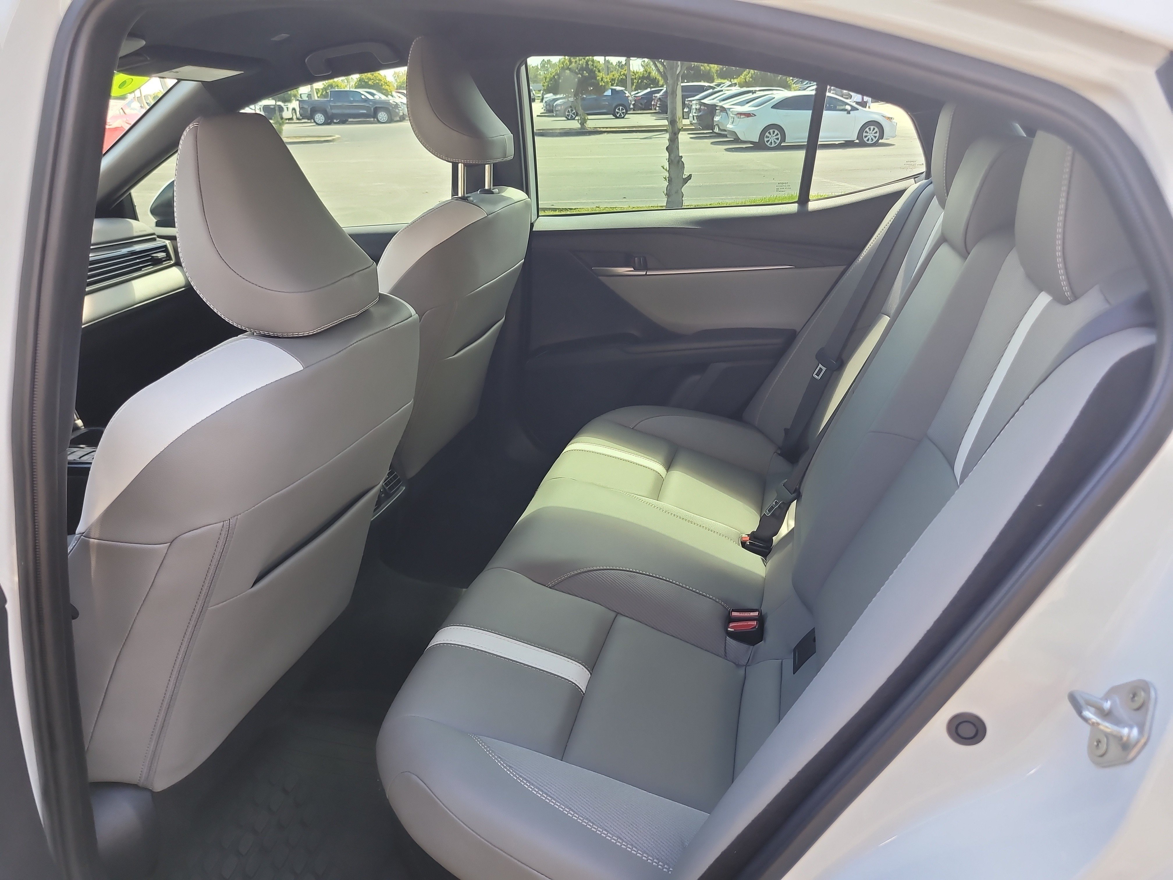 Certified 2026 Toyota Camry SE FWD image 13
