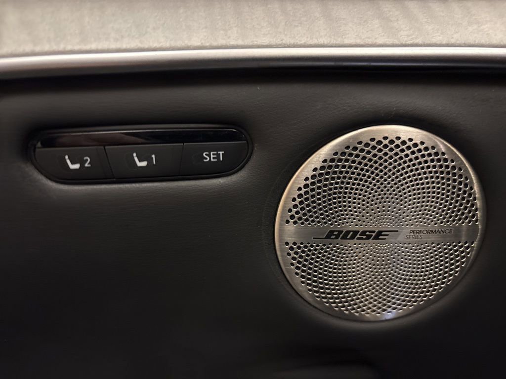 Used 2019 INFINITI QX50 Essential w/ Sensory Package image 11