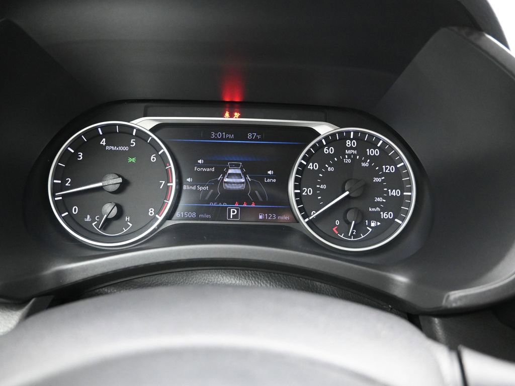 Certified 2023 Nissan Sentra SV image 17