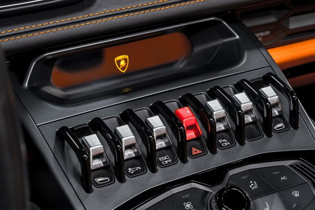 Used 2017 Lamborghini Huracan LP 580-2 image 25