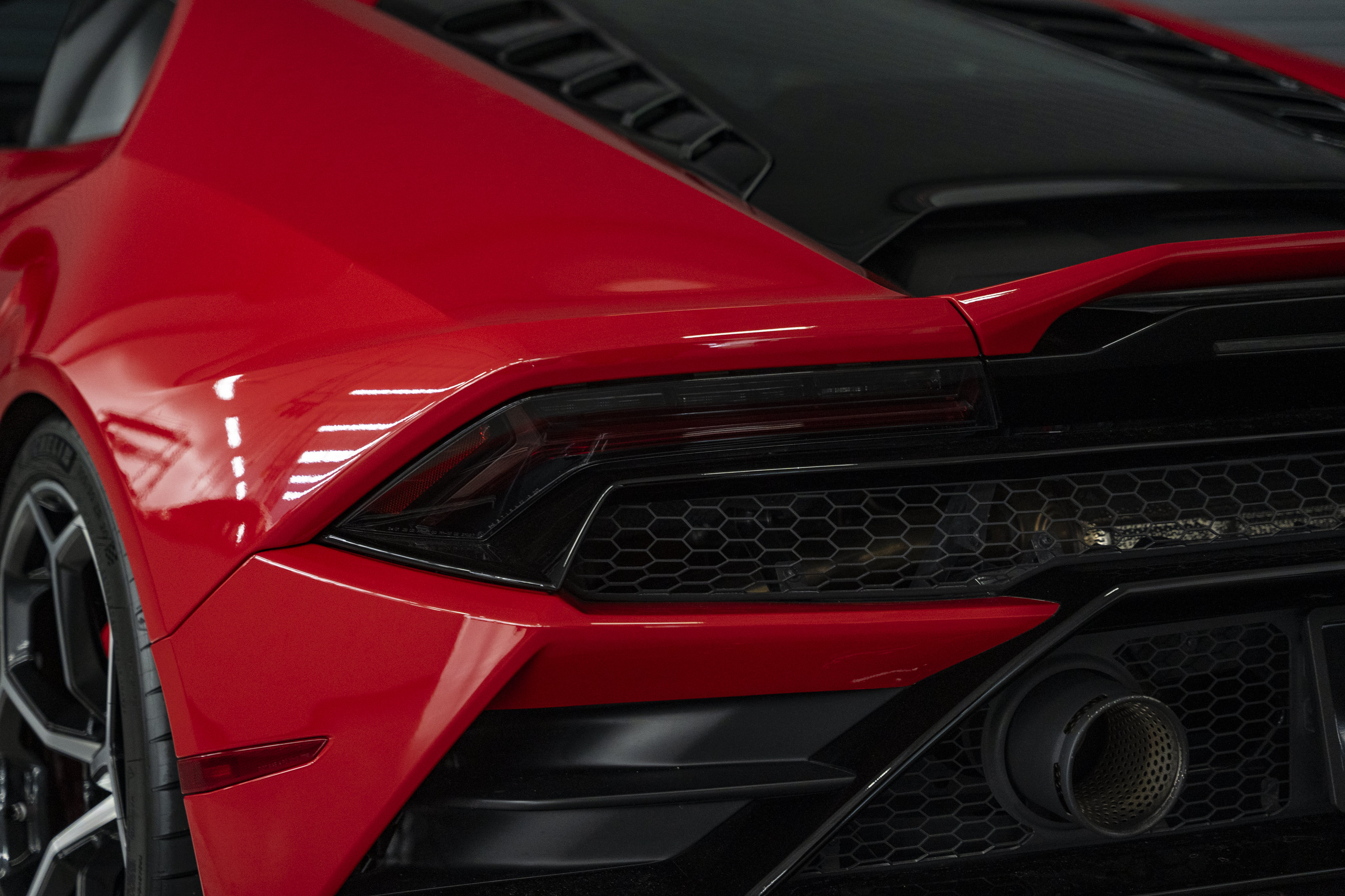 Used 2020 Lamborghini Huracan EVO AWD/4WD image 13