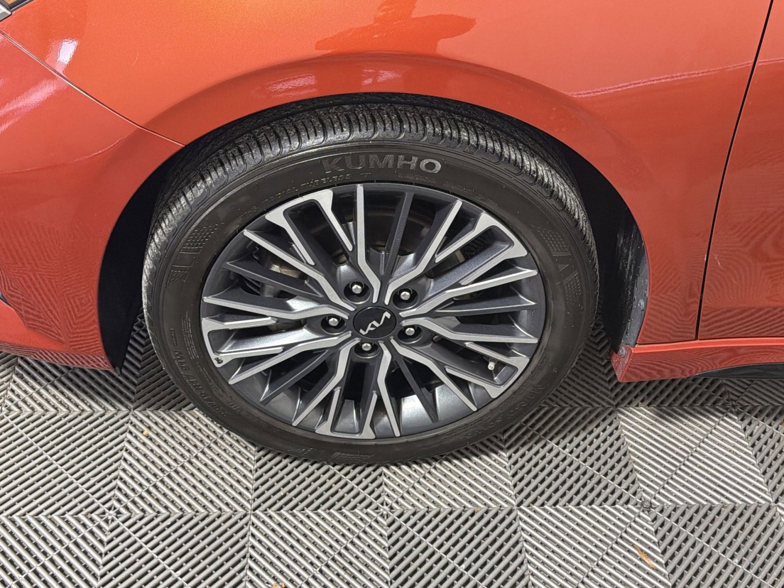 Used 2023 Kia Forte GT-Line image 12