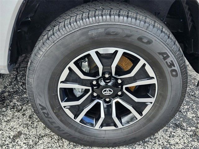 Used 2023 Toyota Tacoma TRD Sport image 13