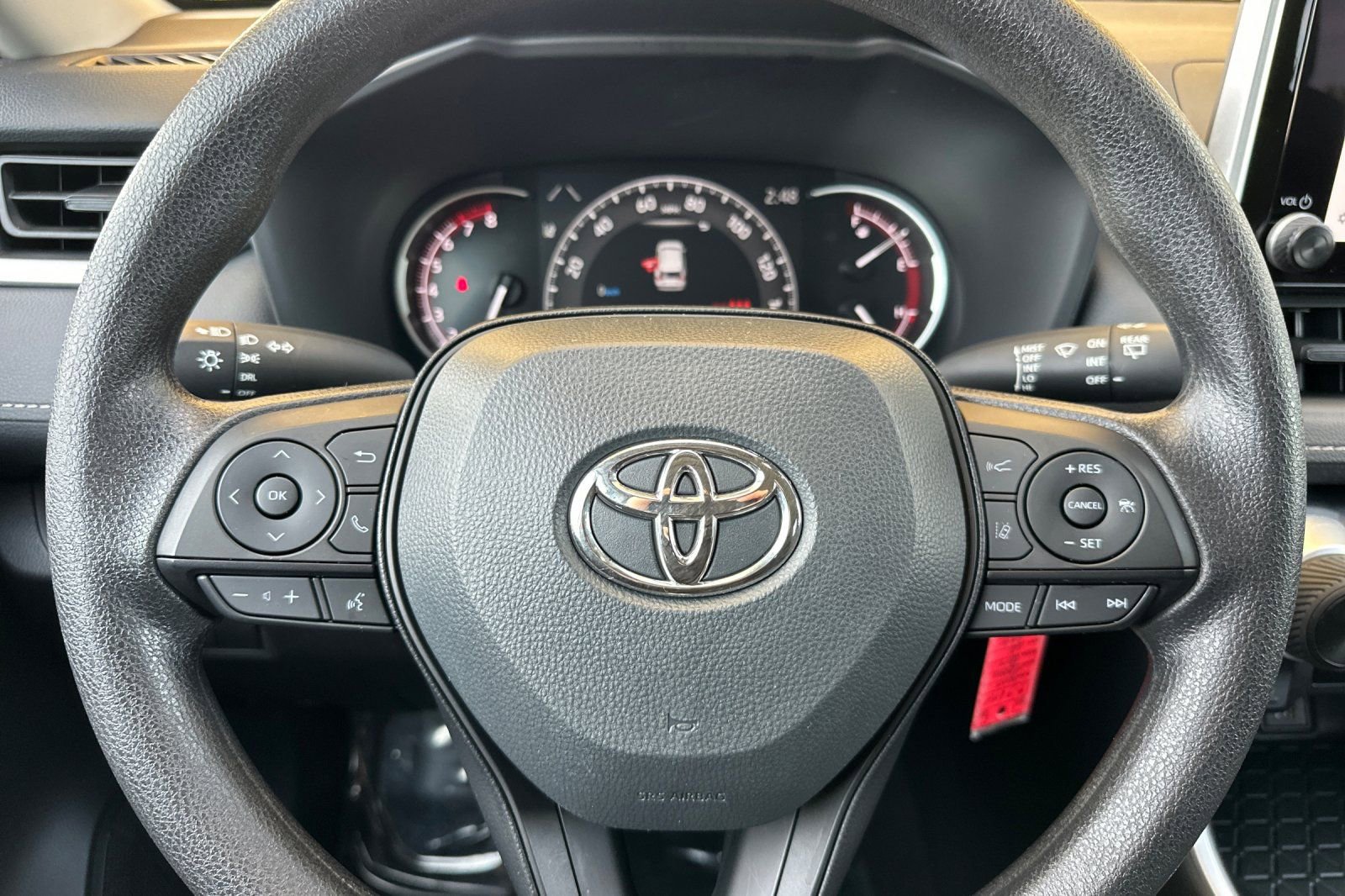 Used 2025 Toyota RAV4 LE image 26