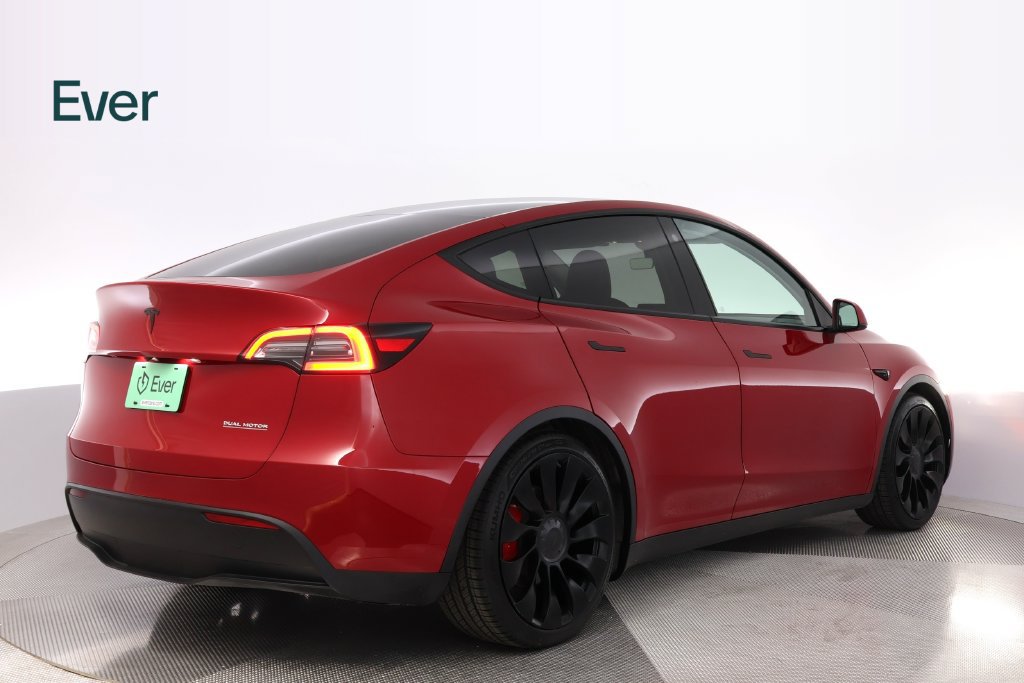Used 2023 Tesla Model Y Long Range AWD/4WD image 3