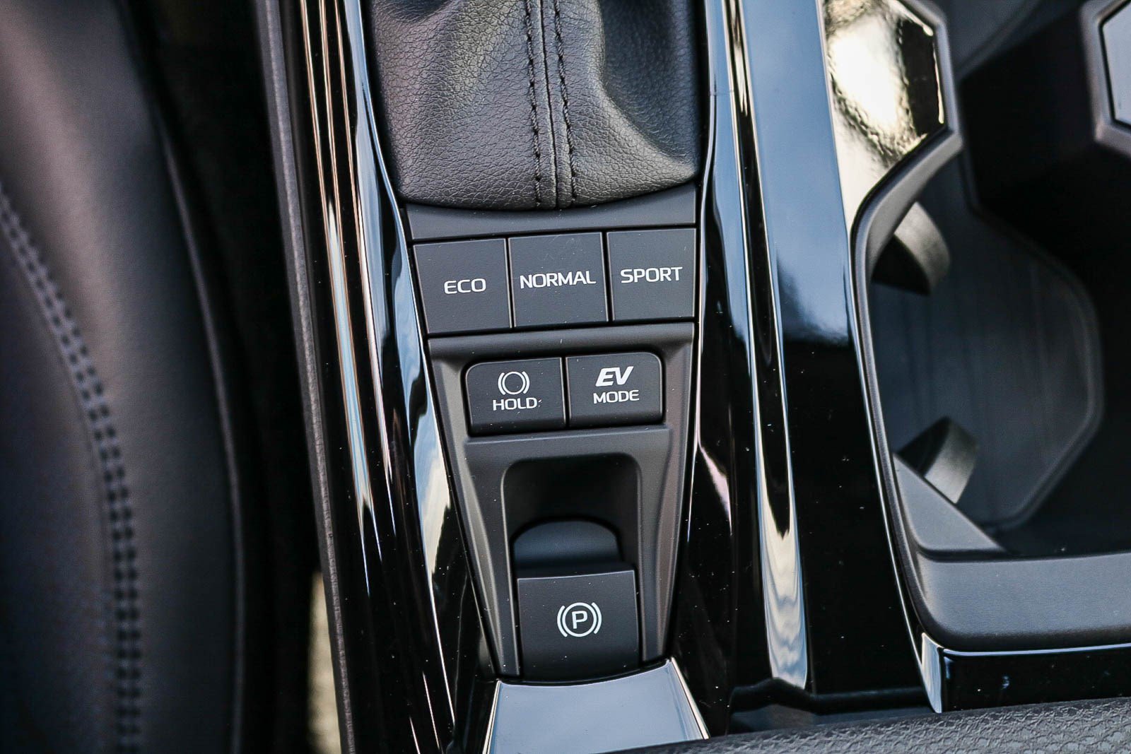 New 2026 Toyota Camry SE w/ Convenience Package FWD image 23
