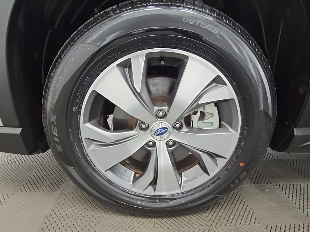 Used 2024 Subaru Ascent Premium w/ Convenience Package image 45