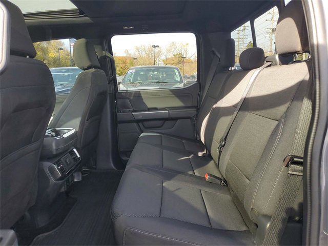 Certified 2022 Ford F150 XLT w/ Equipment Group 302A High image 32