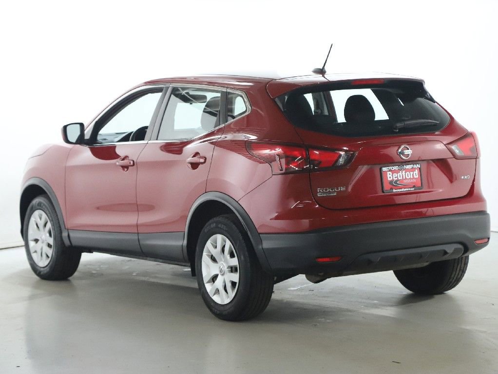 Used 2018 Nissan Rogue Sport S image 38