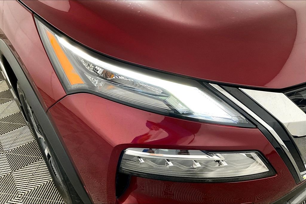 Used 2023 Nissan Rogue SL w/ SL Premium Package image 28