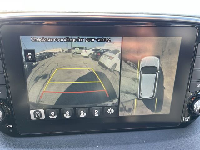 Used 2020 Hyundai Santa Fe Limited image 17