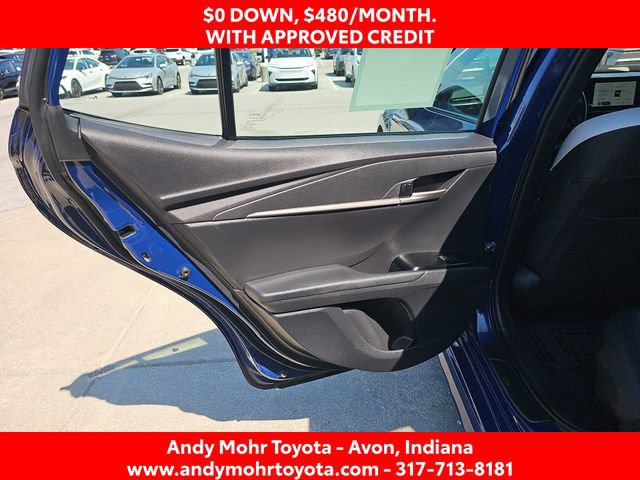 Used 2025 Toyota Camry SE FWD image 29