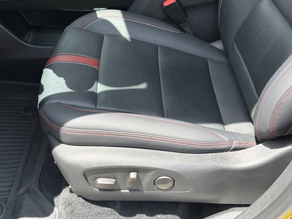 Certified 2024 Chevrolet Traverse RS FWD image 26