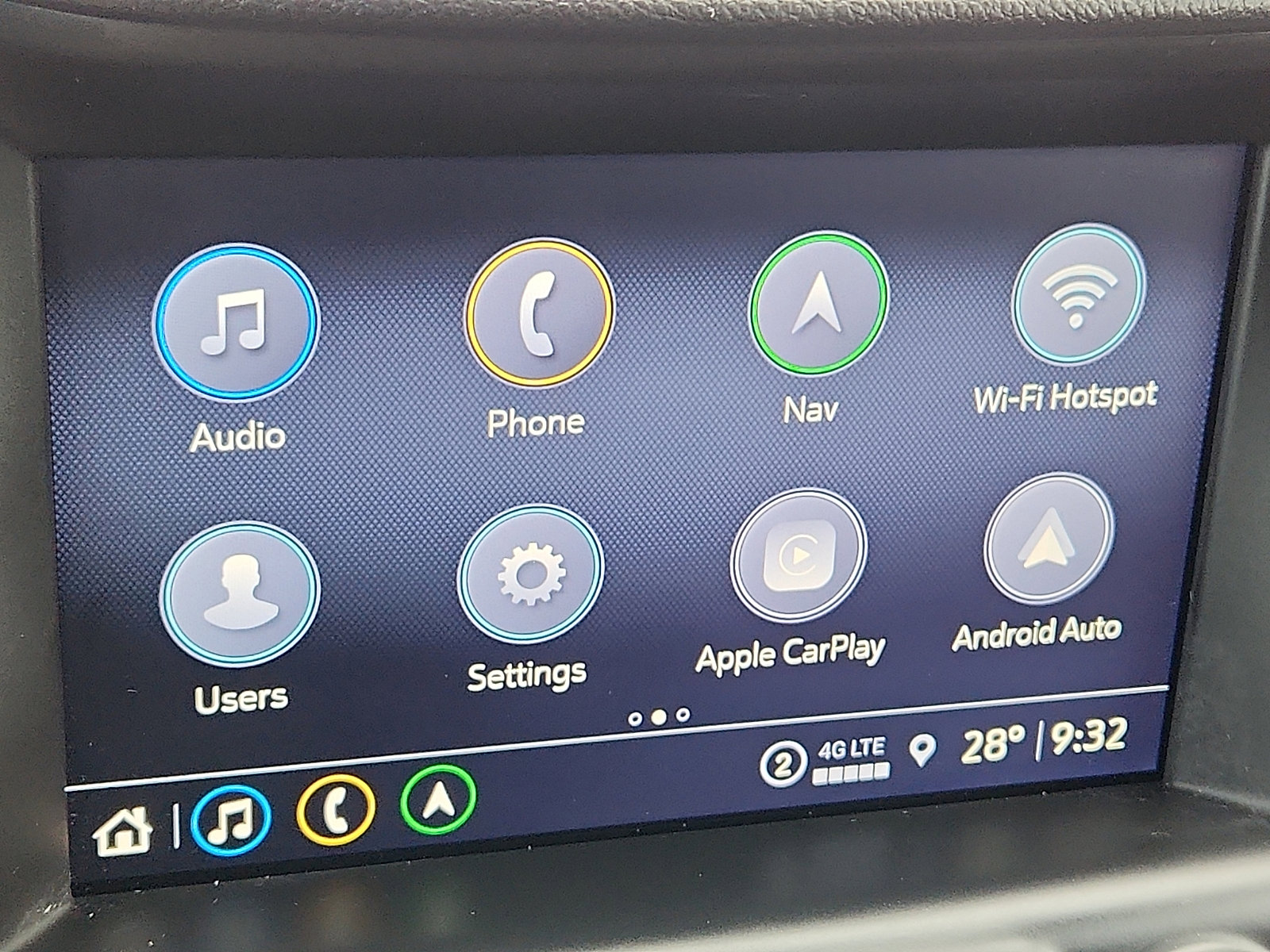 Used 2024 GMC Terrain SLT w/ Infotainment Package II image 28