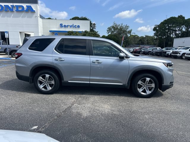 Used 2023 Honda Pilot EX-L image 3