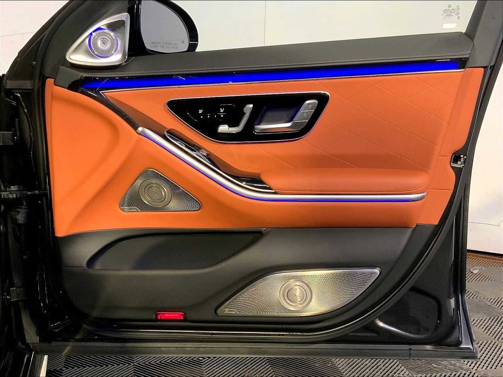 Used 2023 Mercedes-Benz S 580 4MATIC Sedan image 26