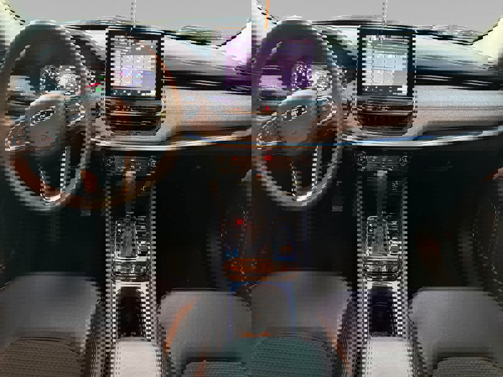 Used 2022 Jeep Compass Latitude image 10