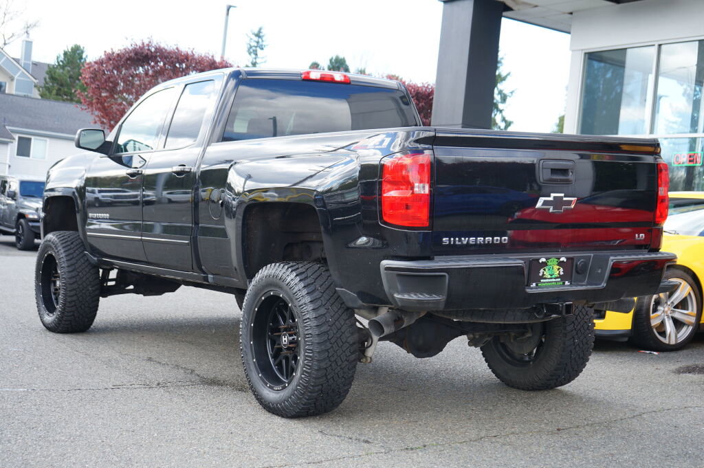 Used 2019 Chevrolet Silverado 1500 LT w/ All Star Edition image 3