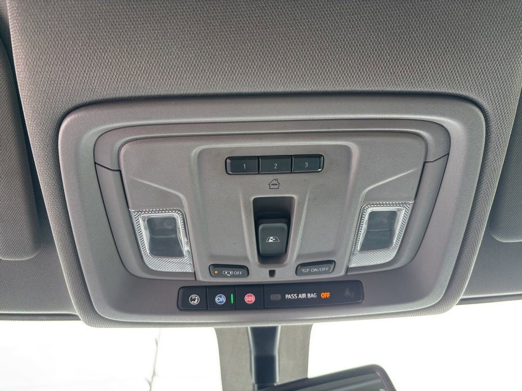 Used 2022 Chevrolet Silverado 2500 LTZ w/ LTZ Plus Package image 30