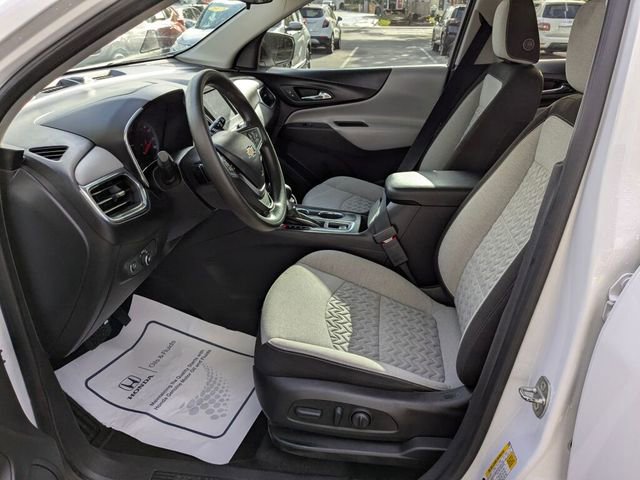 Used 2023 Chevrolet Equinox LS image 25