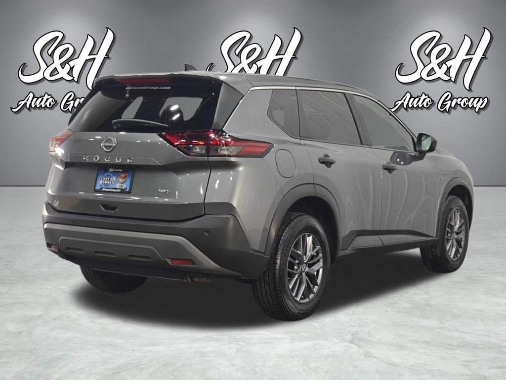 Used 2023 Nissan Rogue S image 18