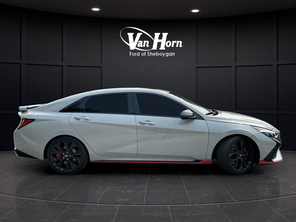 Used 2022 Hyundai Elantra N FWD image 8