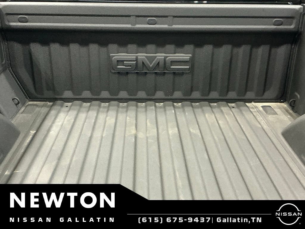 Used 2026 GMC Sierra 1500 SLT w/ SLT Premium Plus Package AWD/4WD image 6
