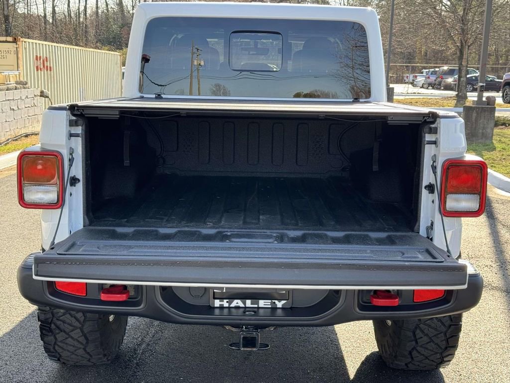 Used 2022 Jeep Gladiator Rubicon image 16