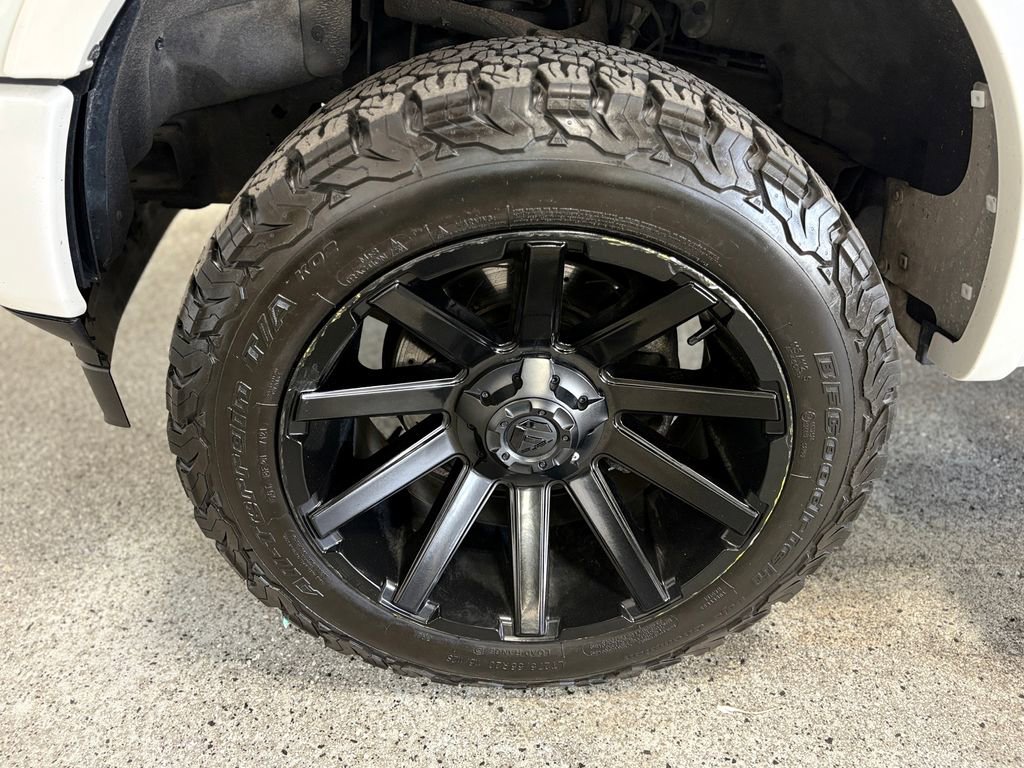 Used 2018 Ford F150 Platinum w/ Technology Package AWD/4WD image 27